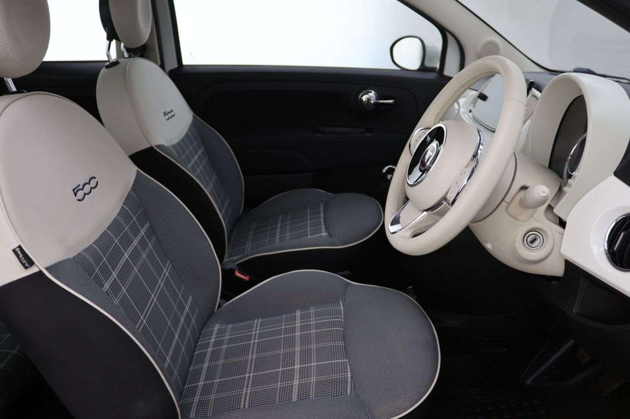 2020 FIAT 500 2020 FIAT 500