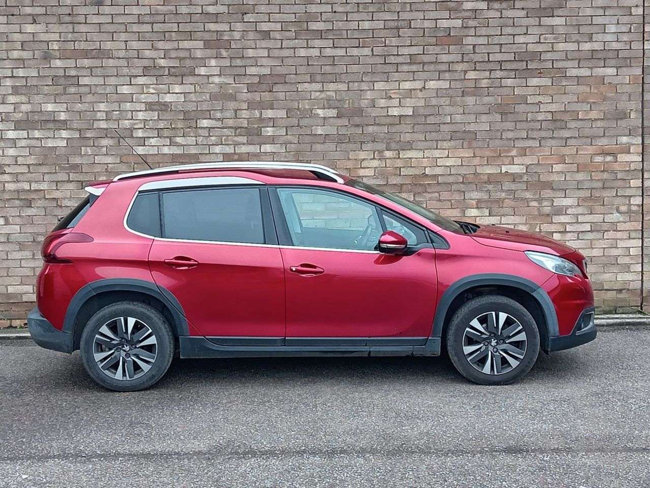 A 2017 PEUGEOT 2008 1.2 PureTech Allure SUV 5dr Petrol Manual Euro 6 (82 ps) A 2017 PEUGEOT 2008 1.2 PureTech Allure SUV 5dr Petrol Manual Euro 6 (82 ps)