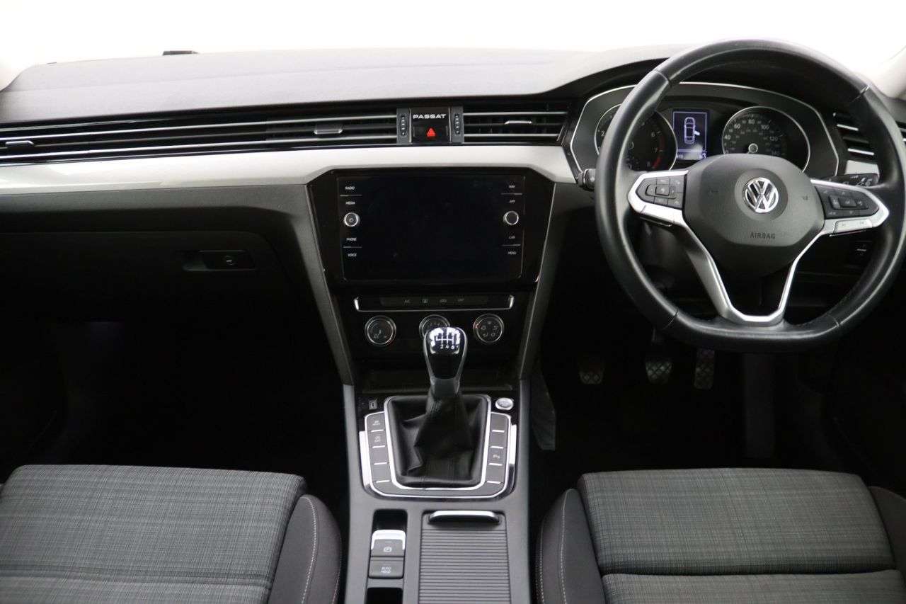 2019 VOLKSWAGEN PASSAT 2019 VOLKSWAGEN PASSAT