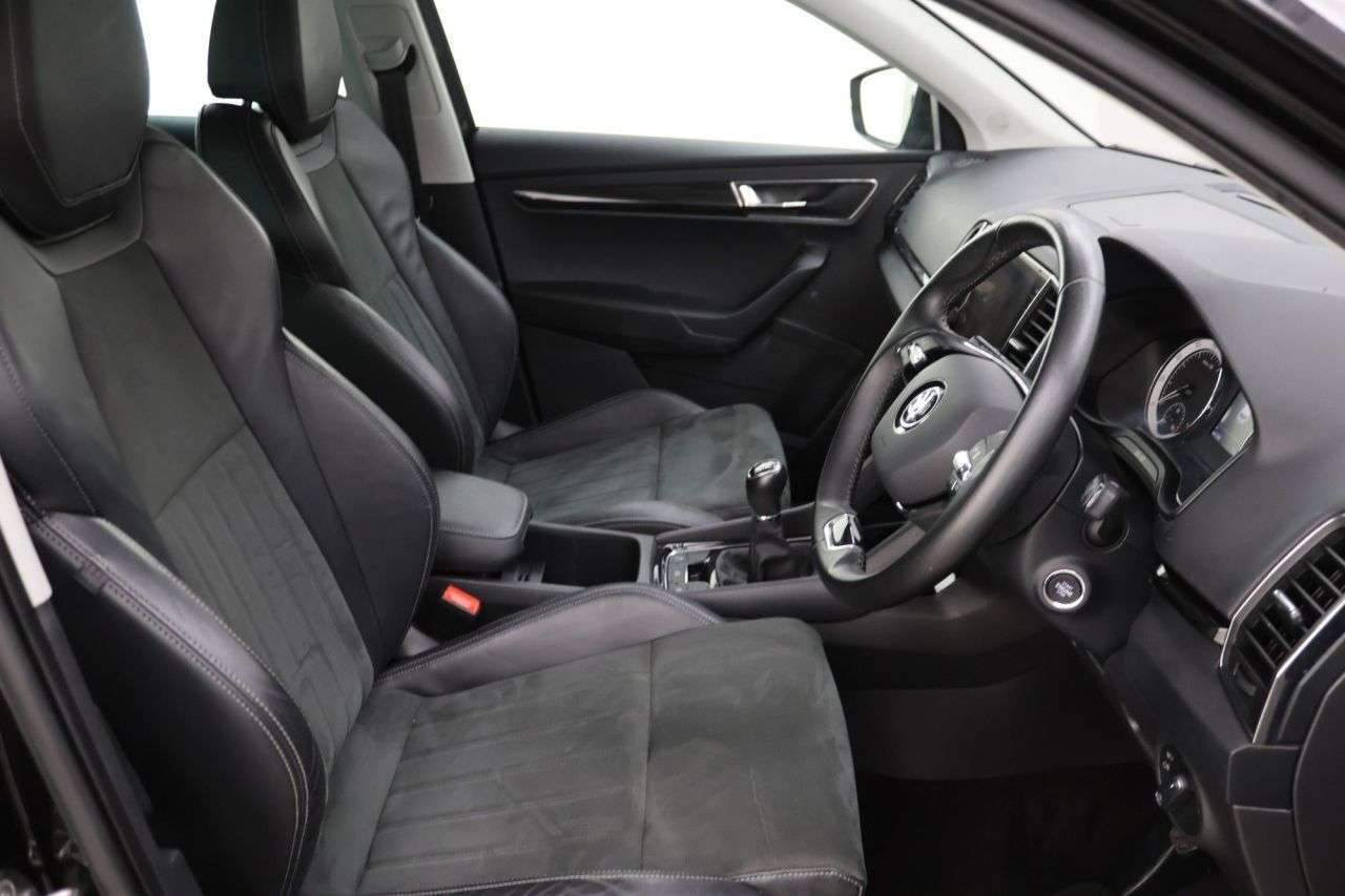 2021 SKODA KAROQ 2021 SKODA KAROQ