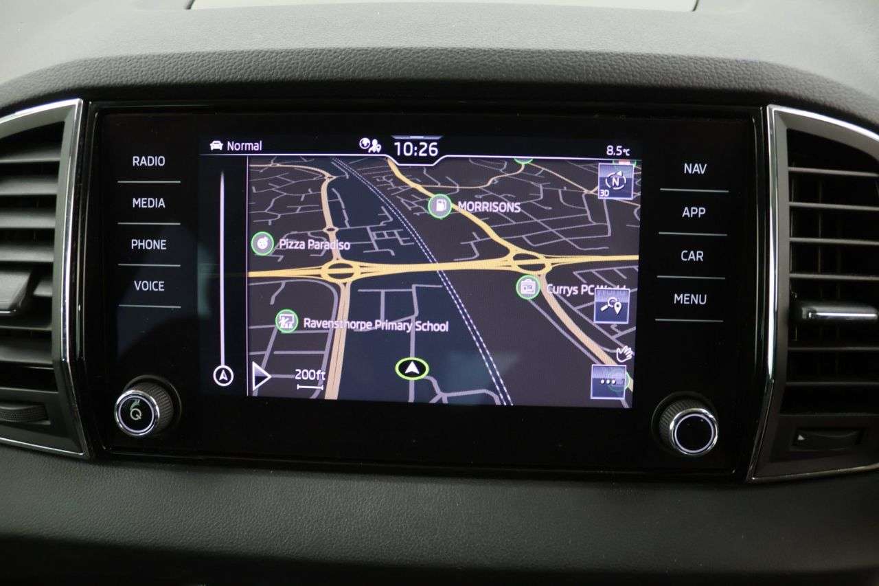 2021 SKODA KAROQ 2021 SKODA KAROQ