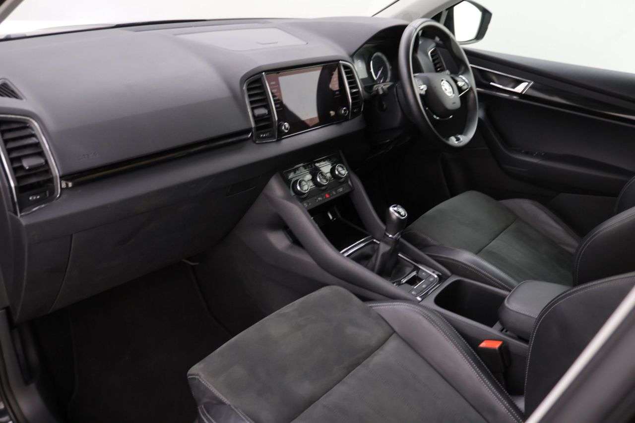 2021 SKODA KAROQ 2021 SKODA KAROQ