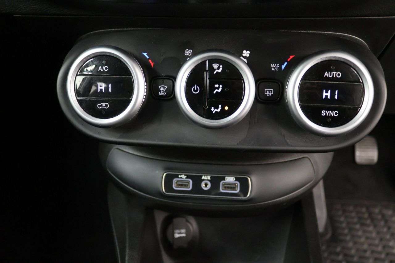 2020 FIAT 500X 2020 FIAT 500X