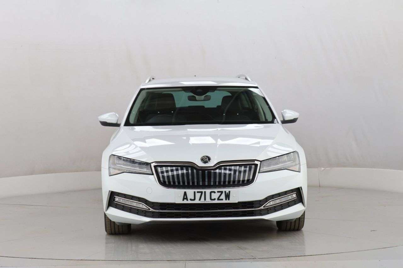 A 2021 SKODA SUPERB 1.4 TSI iV 13kWh SE Technology Estate 5dr Petrol Plug-in Hybrid DSG Euro 6 A 2021 SKODA SUPERB 1.4 TSI iV 13kWh SE Technology Estate 5dr Petrol Plug-in Hybrid DSG Euro 6