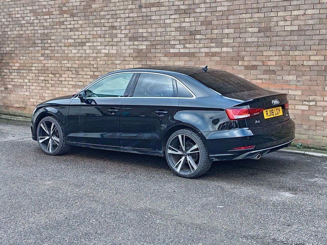 A 2018 AUDI A3 1.6 TDI Sport Saloon 4dr Diesel S Tronic Euro 6 (s/s) (110 ps) A 2018 AUDI A3 1.6 TDI Sport Saloon 4dr Diesel S Tronic Euro 6 (s/s) (110 ps)