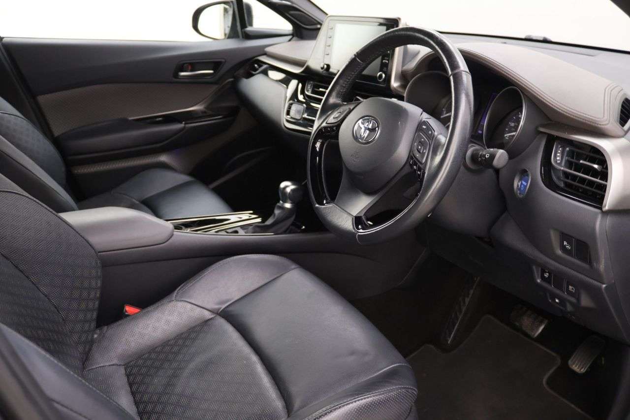 2020 TOYOTA C-HR 2020 TOYOTA C-HR