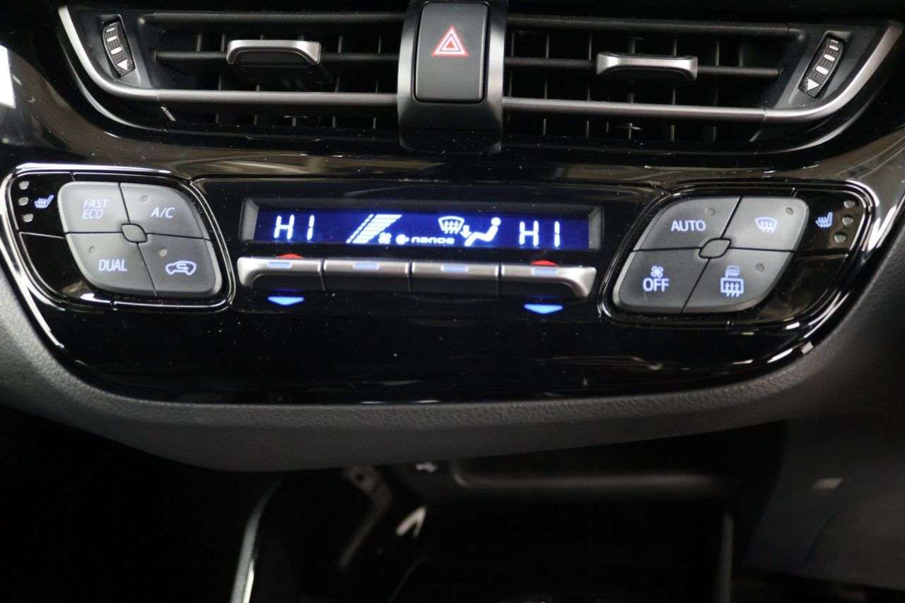 2020 TOYOTA C-HR 2020 TOYOTA C-HR