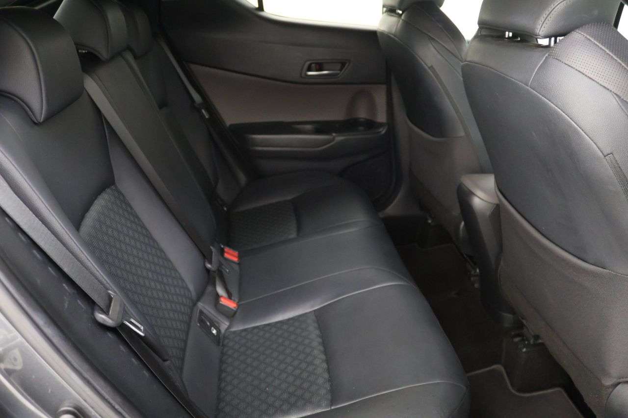 2020 TOYOTA C-HR 2020 TOYOTA C-HR