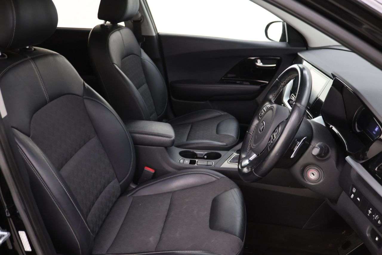 2021 KIA NIRO 2021 KIA NIRO