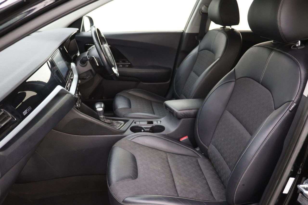 2021 KIA NIRO 2021 KIA NIRO