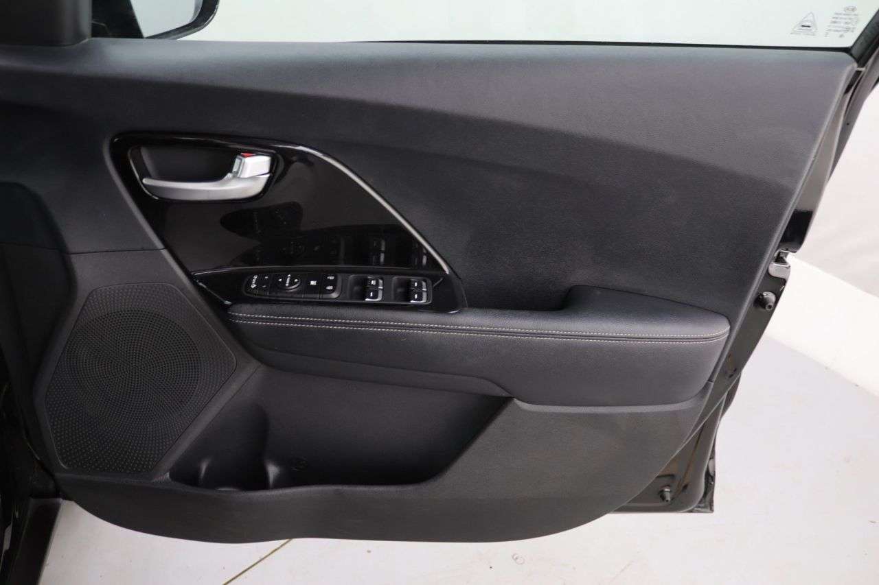 2021 KIA NIRO 2021 KIA NIRO