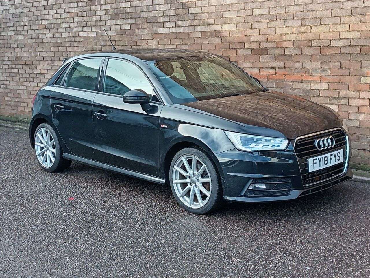 A 2018 AUDI A1 1.4 TFSI S line Sportback 5dr Petrol Manual Euro 6 (s/s) (Nav) (125 ps) A 2018 AUDI A1 1.4 TFSI S line Sportback 5dr Petrol Manual Euro 6 (s/s) (Nav) (125 ps)