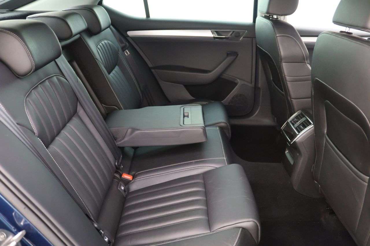 2021 SKODA SUPERB 2021 SKODA SUPERB