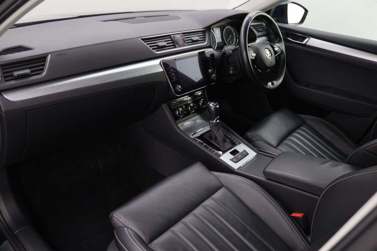 2021 SKODA SUPERB 2021 SKODA SUPERB