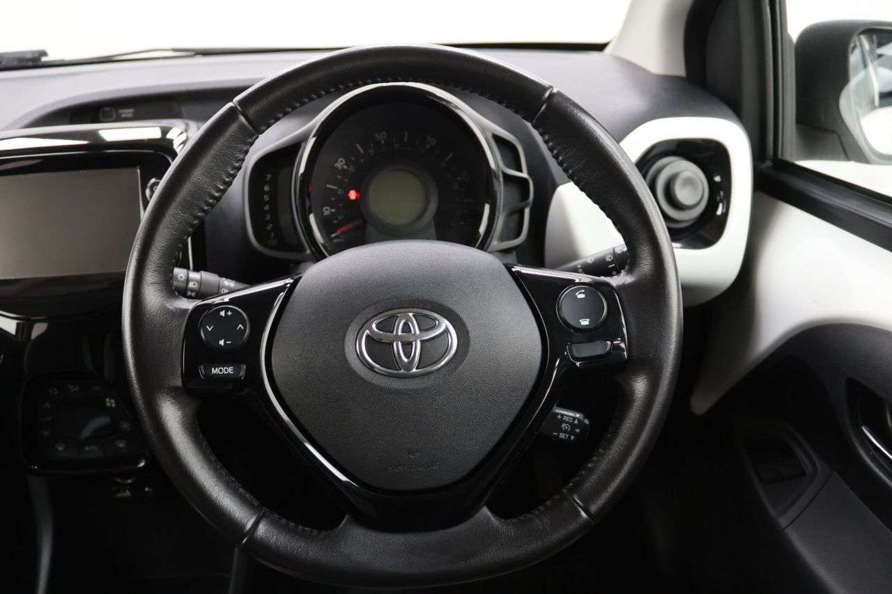 2018 TOYOTA AYGO 2018 TOYOTA AYGO