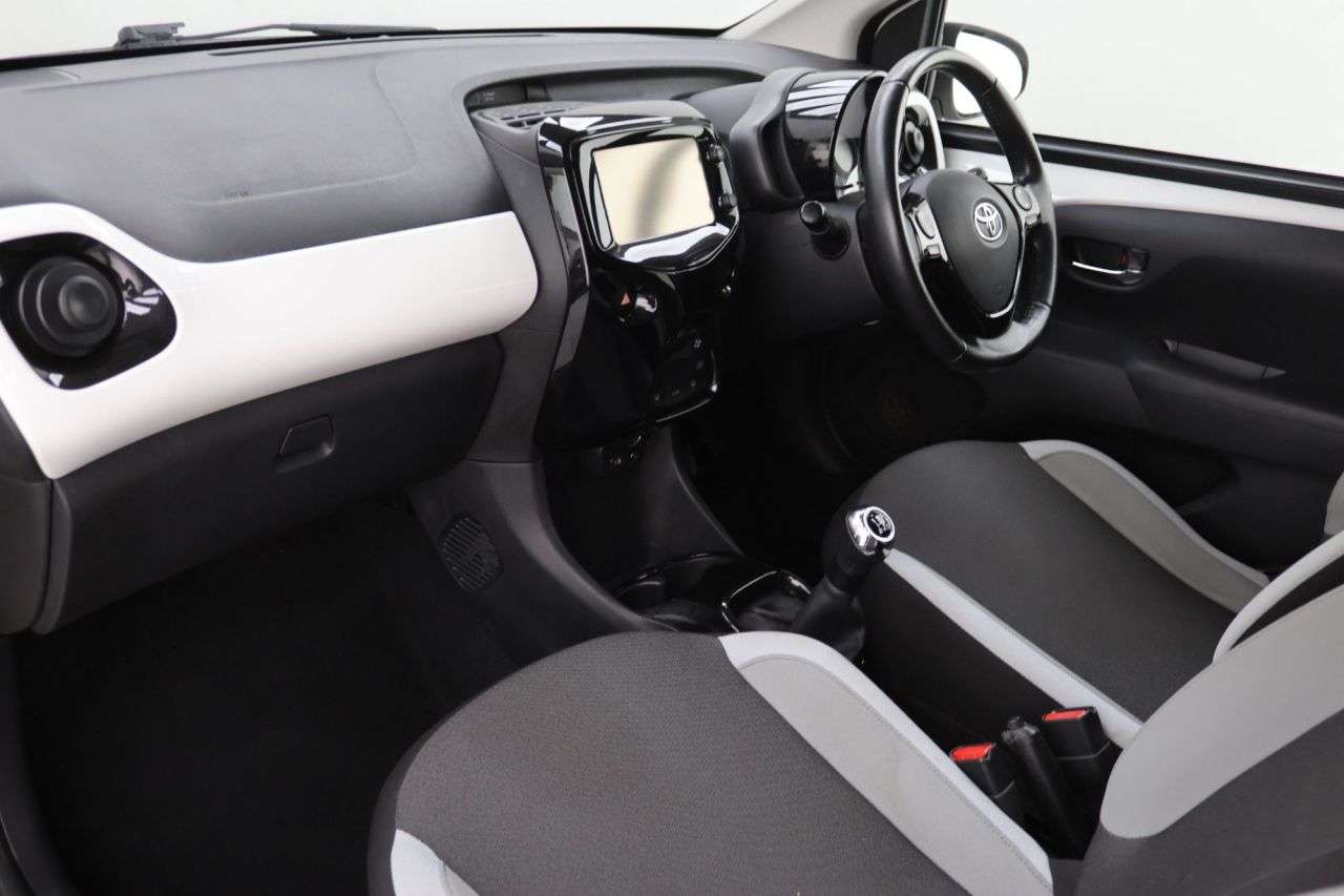 2018 TOYOTA AYGO 2018 TOYOTA AYGO