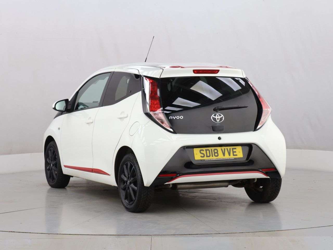 2018 TOYOTA AYGO 2018 TOYOTA AYGO