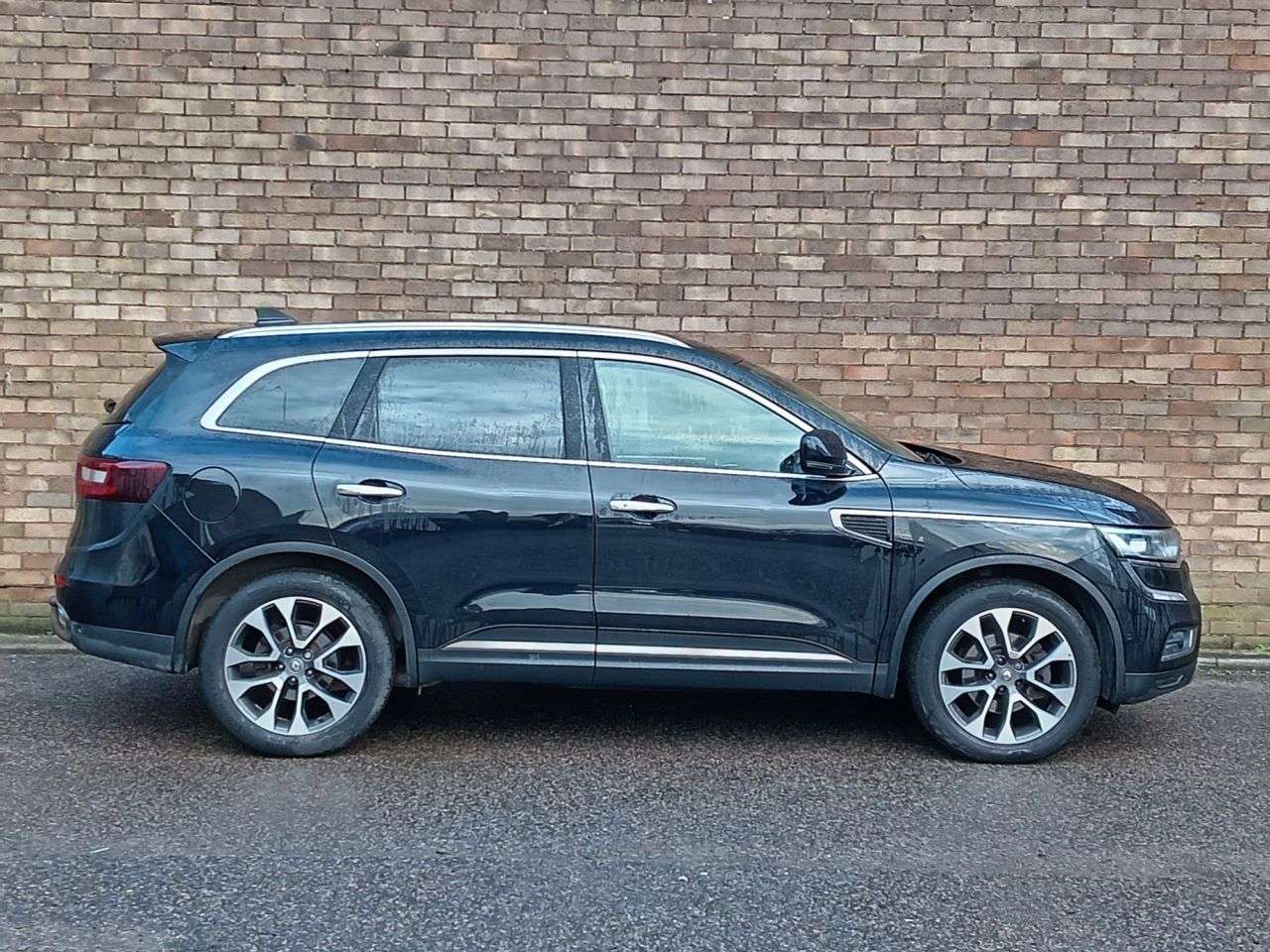 A 2019 RENAULT KOLEOS 2.0 dCi GT Line SUV 5dr Diesel X-Trn A7 4WD Euro 6 (s/s) (175 ps) A 2019 RENAULT KOLEOS 2.0 dCi GT Line SUV 5dr Diesel X-Trn A7 4WD Euro 6 (s/s) (175 ps)