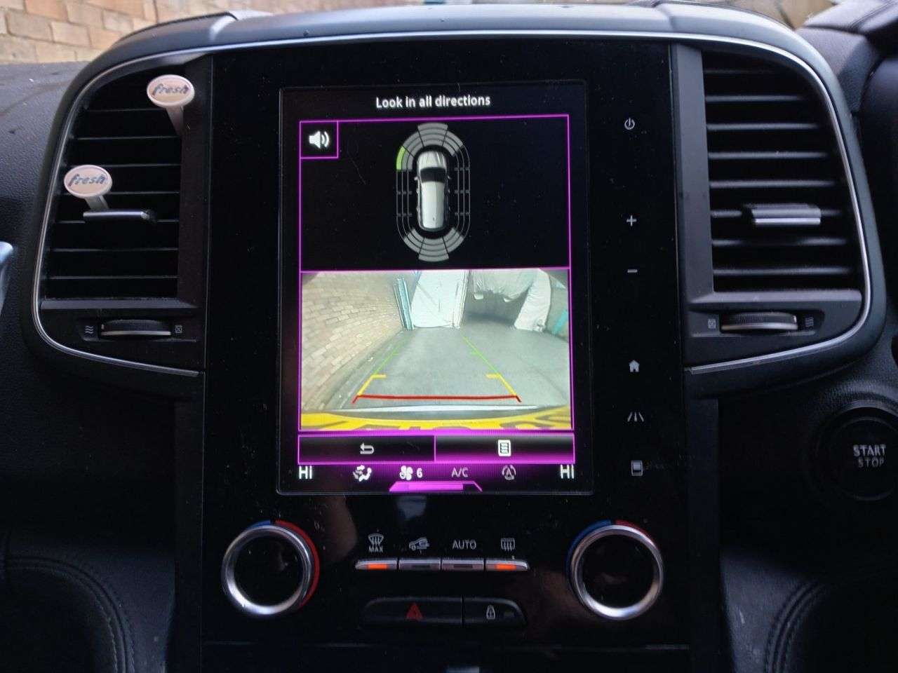 A 2019 RENAULT KOLEOS 2.0 dCi GT Line SUV 5dr Diesel X-Trn A7 4WD Euro 6 (s/s) (175 ps) A 2019 RENAULT KOLEOS 2.0 dCi GT Line SUV 5dr Diesel X-Trn A7 4WD Euro 6 (s/s) (175 ps)