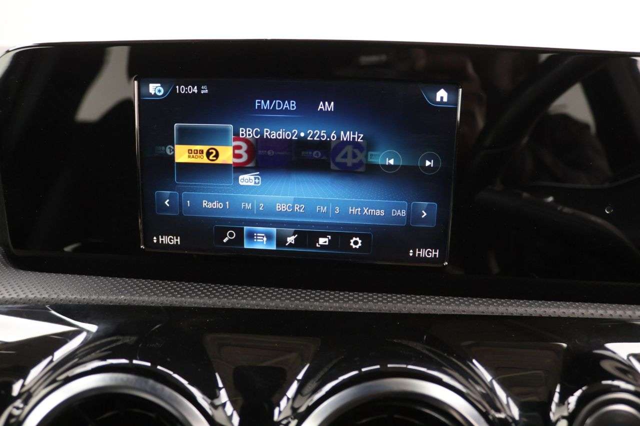 2021 MERCEDES-BENZ A CLASS 2021 MERCEDES-BENZ A CLASS