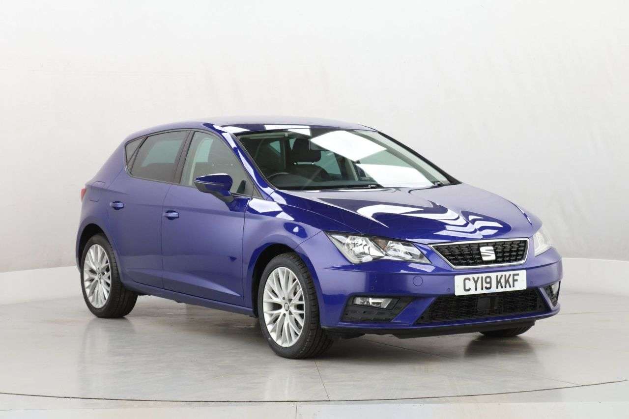 A 2019 SEAT LEON 1.6 TDI SE Dynamic Hatchback 5dr Diesel Manual Euro 6 (s/s) (115 ps) A 2019 SEAT LEON 1.6 TDI SE Dynamic Hatchback 5dr Diesel Manual Euro 6 (s/s) (115 ps)