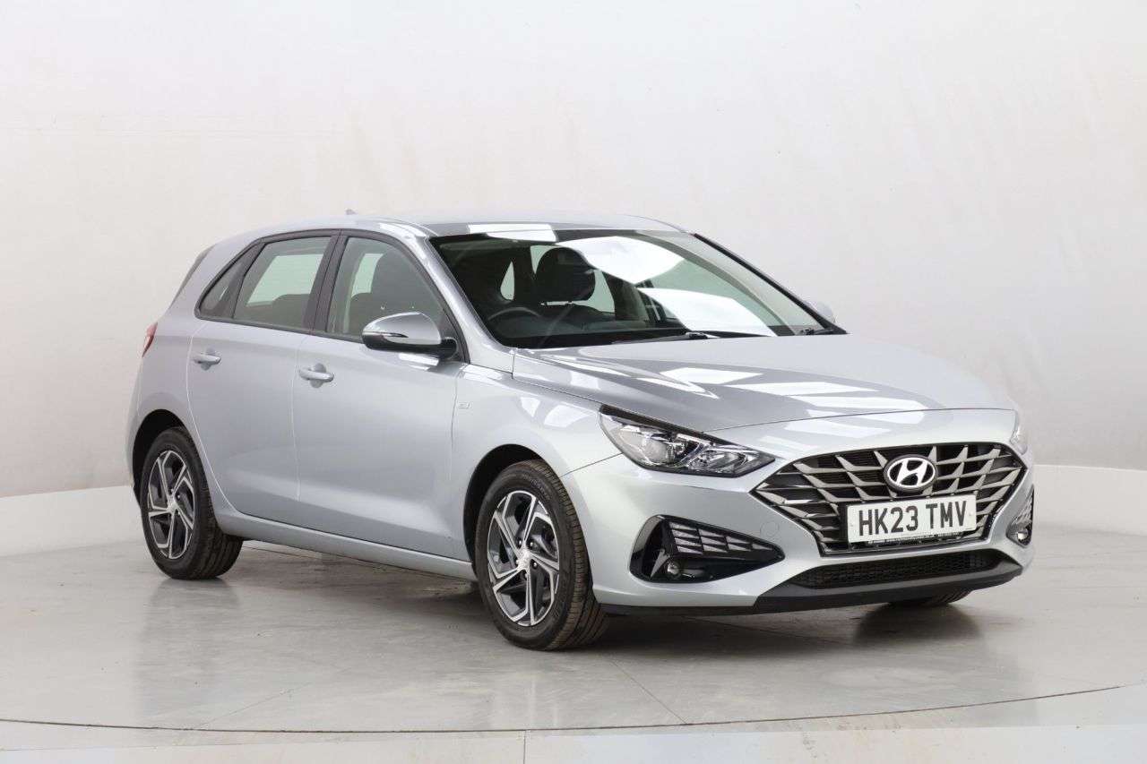A 2023 HYUNDAI I30 1.0 T-GDi MHEV SE Connect Hatchback 5dr Petrol Hybrid Manual Euro 6 (s/s) ( A 2023 HYUNDAI I30 1.0 T-GDi MHEV SE Connect Hatchback 5dr Petrol Hybrid Manual Euro 6 (s/s) (