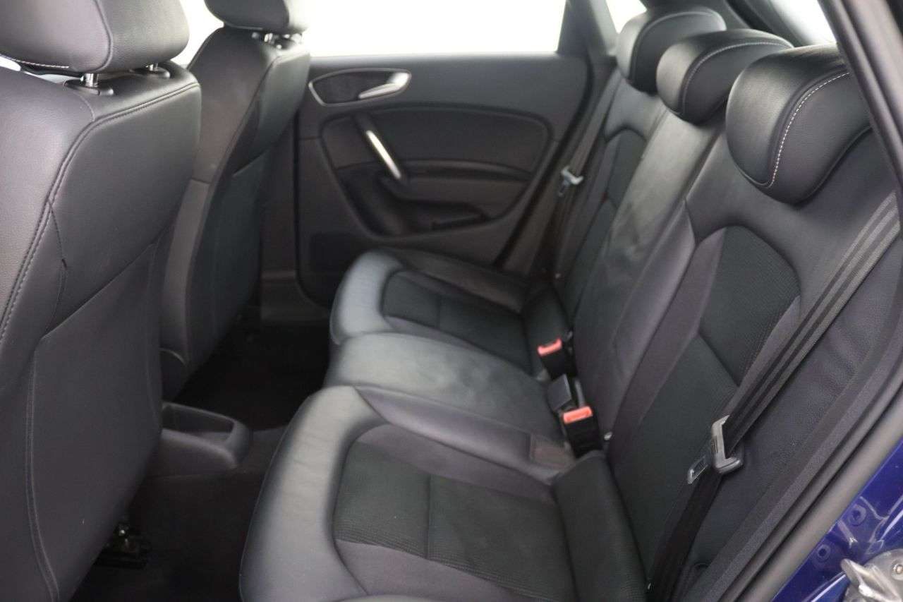 2016 AUDI A1 2016 AUDI A1