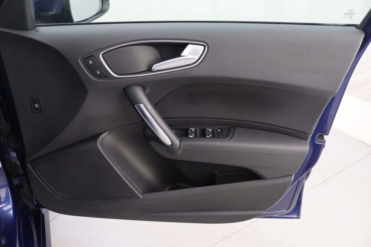 2016 AUDI A1 2016 AUDI A1