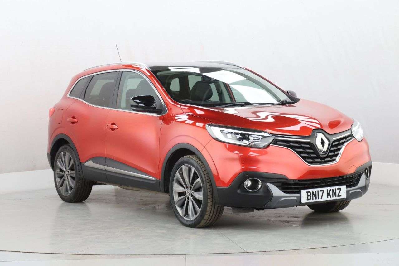 A 2017 RENAULT KADJAR 1.5 dCi Signature Nav SUV 5dr Diesel EDC Euro 6 (s/s) (110 ps) A 2017 RENAULT KADJAR 1.5 dCi Signature Nav SUV 5dr Diesel EDC Euro 6 (s/s) (110 ps)