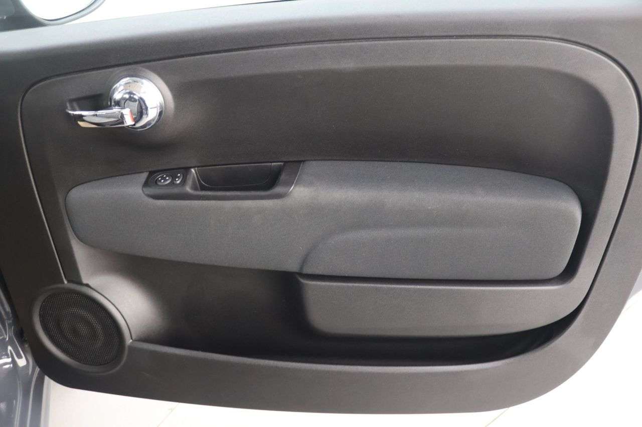 2020 FIAT 500 2020 FIAT 500