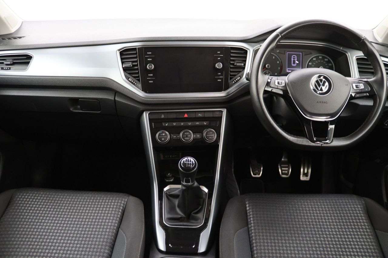 2021 VOLKSWAGEN T-ROC 2021 VOLKSWAGEN T-ROC