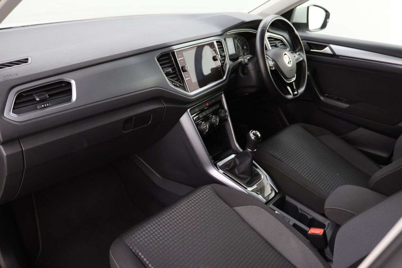 2021 VOLKSWAGEN T-ROC 2021 VOLKSWAGEN T-ROC