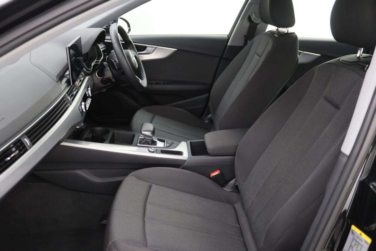 2023 AUDI A4 2023 AUDI A4