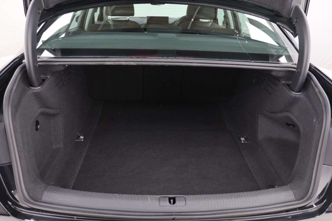 2023 AUDI A4 2023 AUDI A4