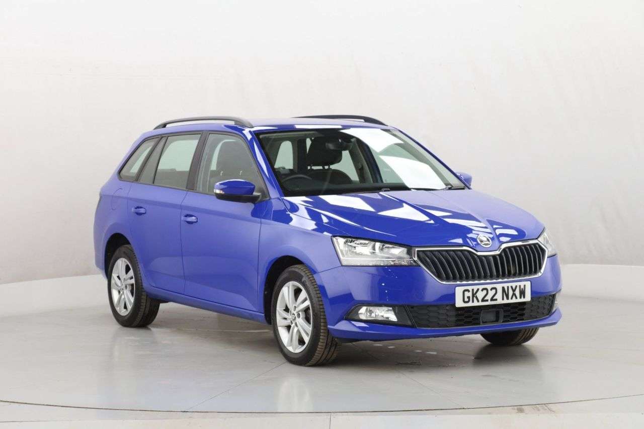 A 2022 SKODA FABIA 1.0 TSI SE Estate 5dr Petrol DSG Euro 6 (s/s) (95 ps) A 2022 SKODA FABIA 1.0 TSI SE Estate 5dr Petrol DSG Euro 6 (s/s) (95 ps)