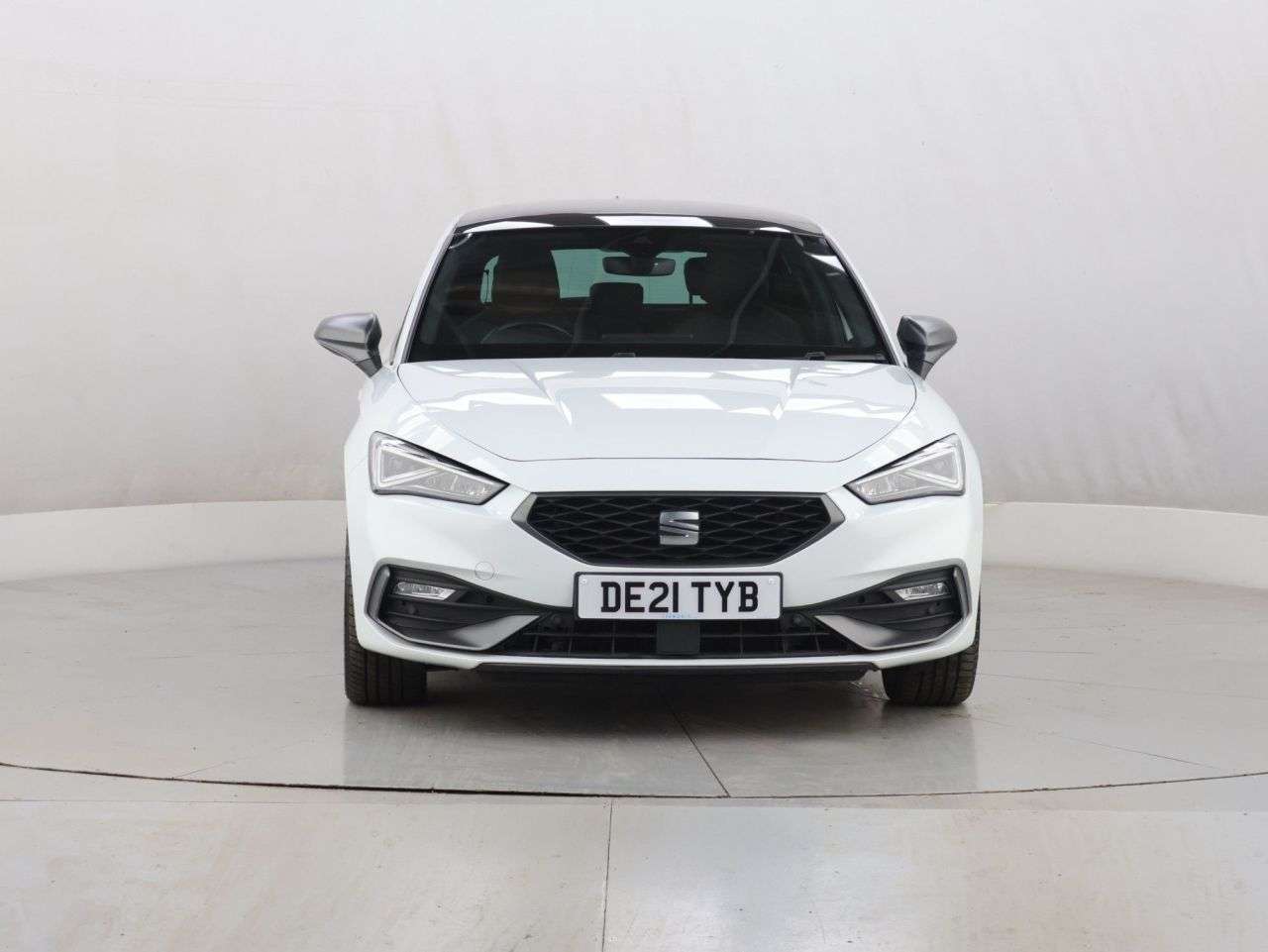 A 2021 SEAT LEON 1.4 eHybrid 12.8kWh FR Sport Hatchback 5dr Petrol Plug-in Hybrid DSG Euro 6 A 2021 SEAT LEON 1.4 eHybrid 12.8kWh FR Sport Hatchback 5dr Petrol Plug-in Hybrid DSG Euro 6