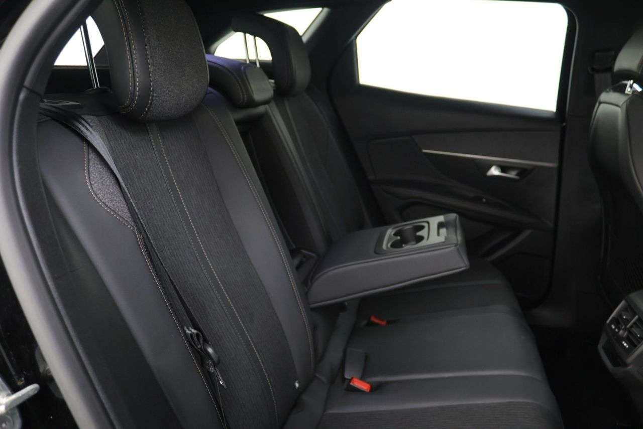 2020 PEUGEOT 3008 2020 PEUGEOT 3008