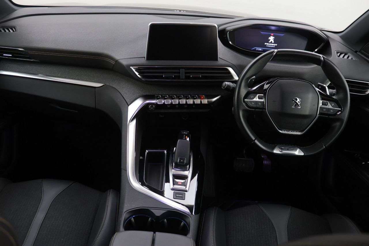 2020 PEUGEOT 3008 2020 PEUGEOT 3008