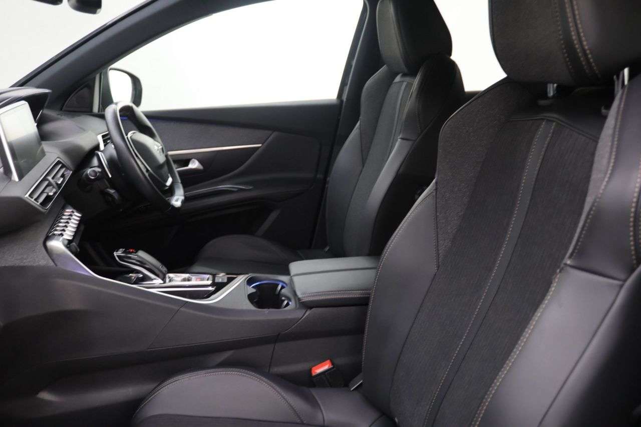 2020 PEUGEOT 3008 2020 PEUGEOT 3008