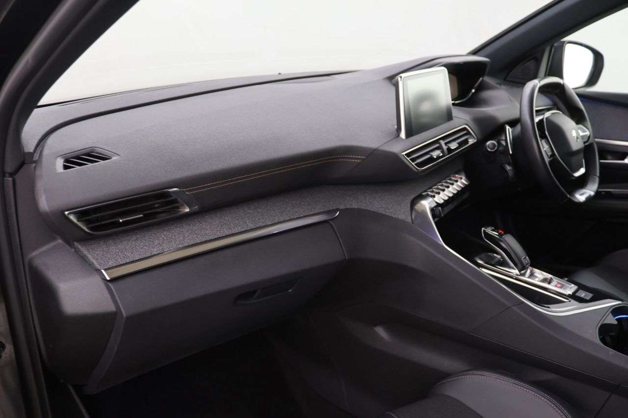 2020 PEUGEOT 3008 2020 PEUGEOT 3008