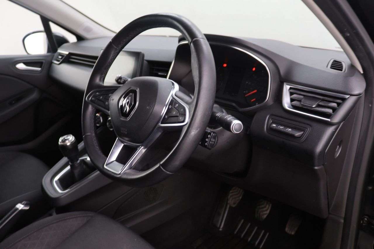 2020 RENAULT CLIO 2020 RENAULT CLIO