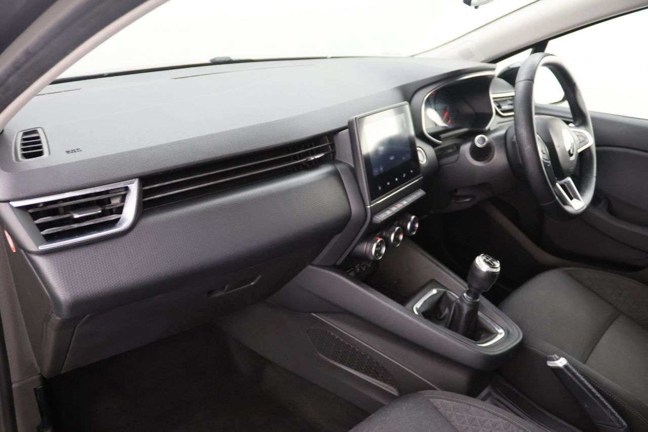 2020 RENAULT CLIO 2020 RENAULT CLIO