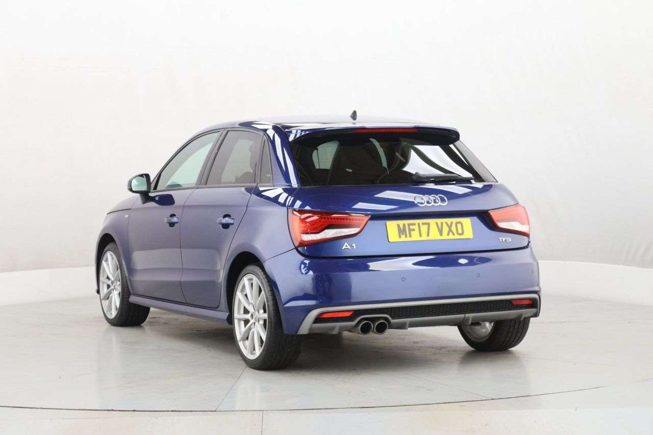 2017 AUDI A1 2017 AUDI A1