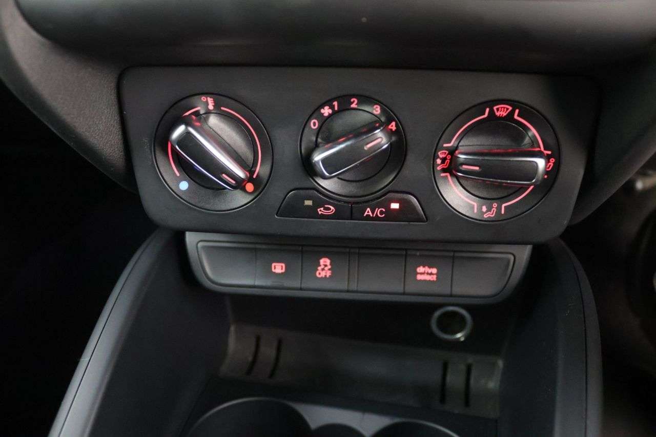 2017 AUDI A1 2017 AUDI A1