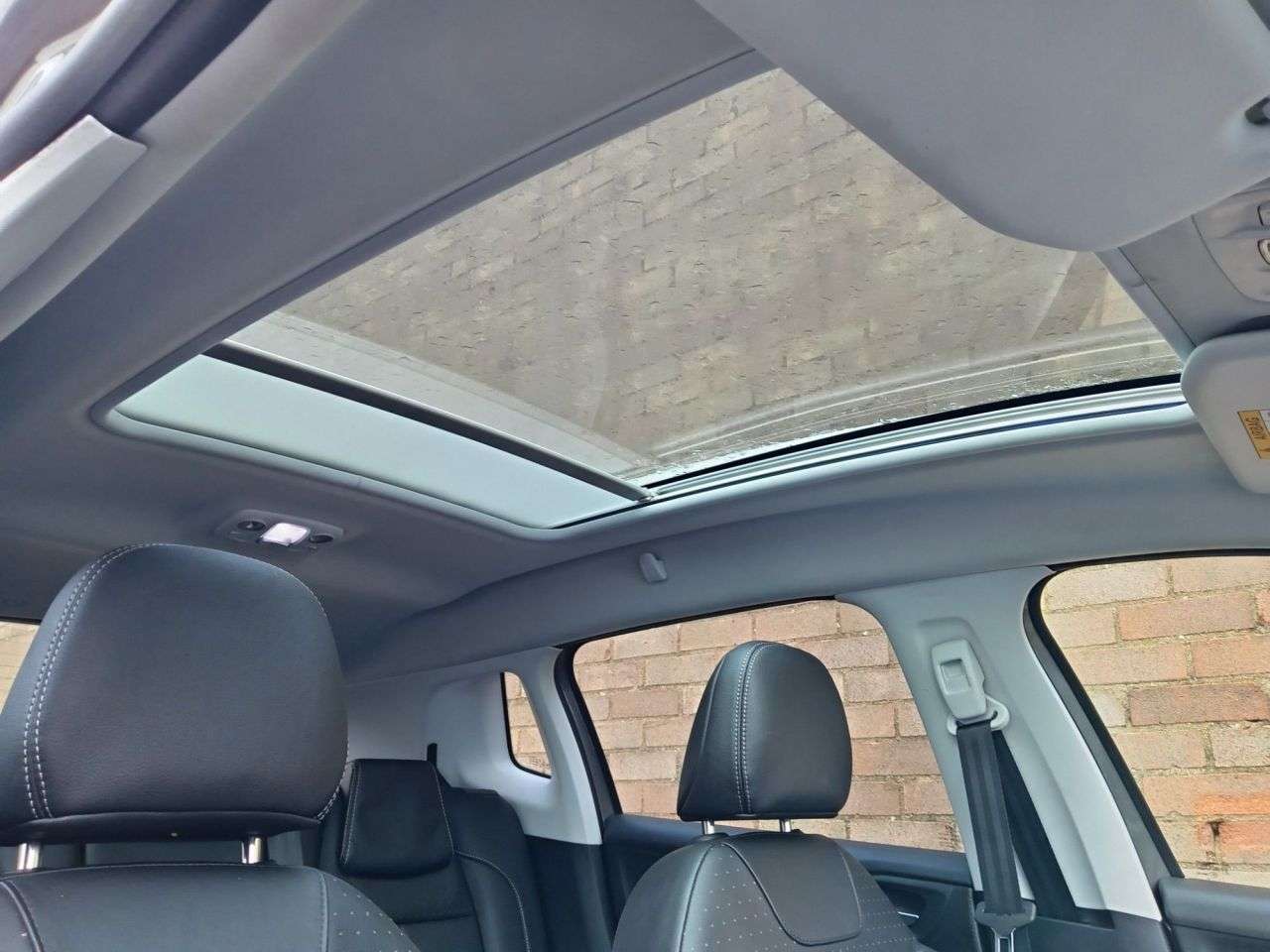 A 2014 PEUGEOT 2008 1.6 e-HDi Feline SUV 5dr Diesel Manual Euro 5 (s/s) (Mistral) (115 ps) A 2014 PEUGEOT 2008 1.6 e-HDi Feline SUV 5dr Diesel Manual Euro 5 (s/s) (Mistral) (115 ps)