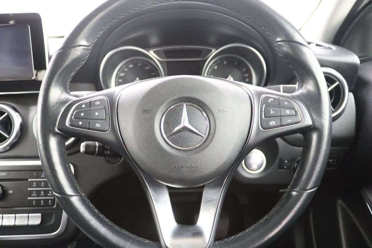 2018 MERCEDES-BENZ GLA CLASS 2018 MERCEDES-BENZ GLA CLASS