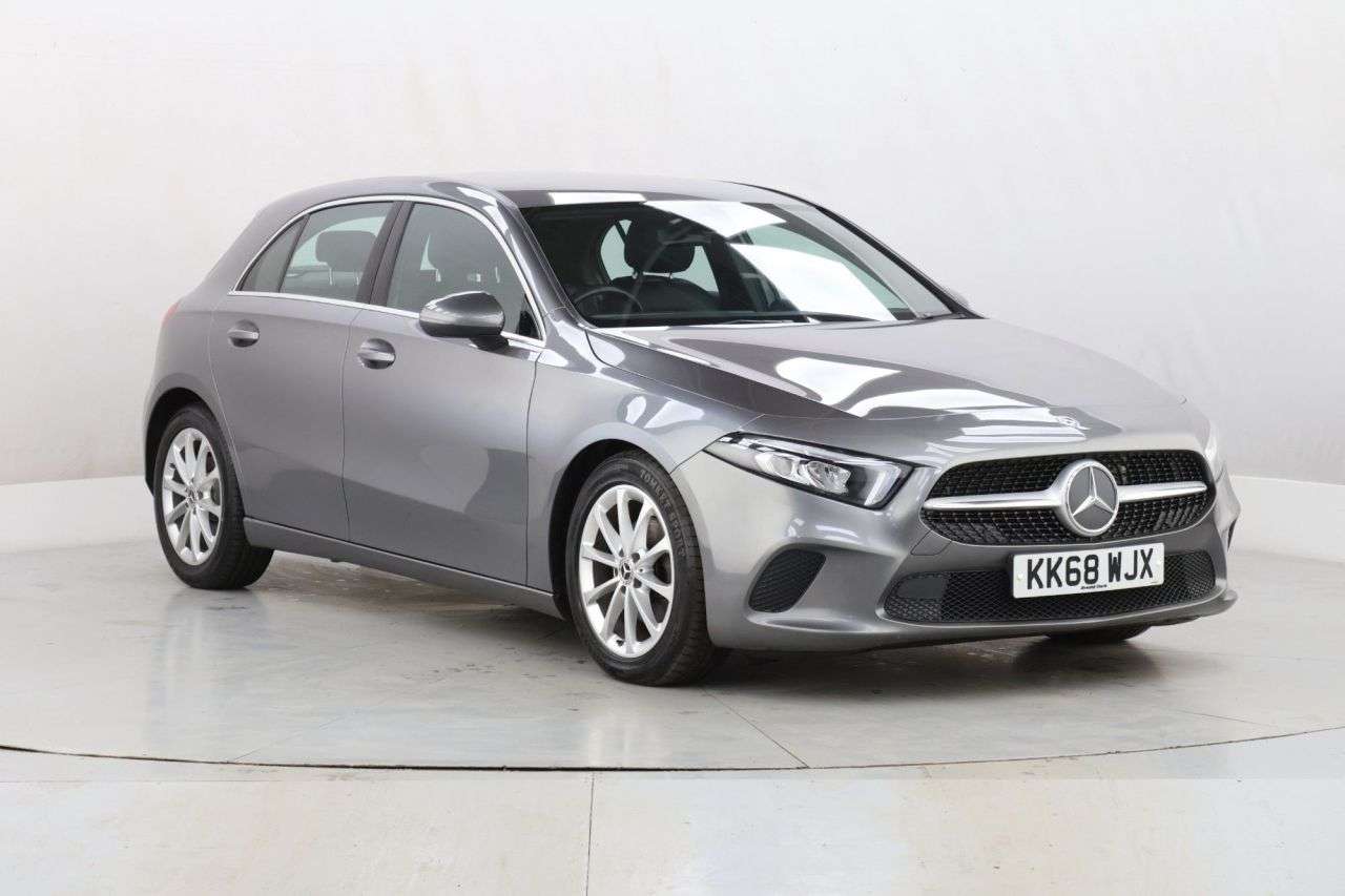 A 2019 MERCEDES-BENZ A CLASS 1.5 A180d Sport Hatchback 5dr Diesel 7G-DCT Euro 6 (s/s) (116 ps) A 2019 MERCEDES-BENZ A CLASS 1.5 A180d Sport Hatchback 5dr Diesel 7G-DCT Euro 6 (s/s) (116 ps)
