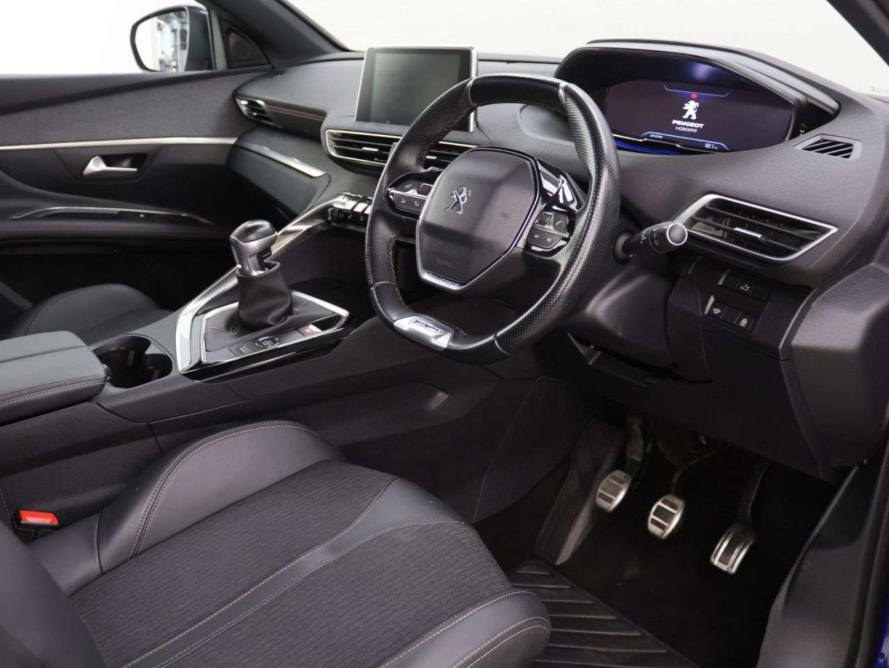 2019 PEUGEOT 3008 2019 PEUGEOT 3008