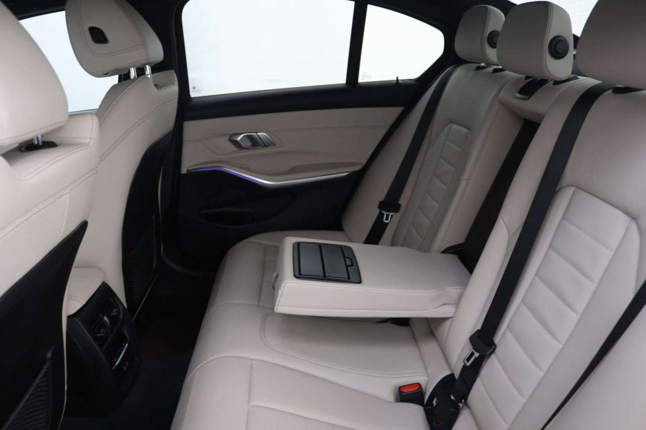 2021 BMW 3 SERIES 2021 BMW 3 SERIES
