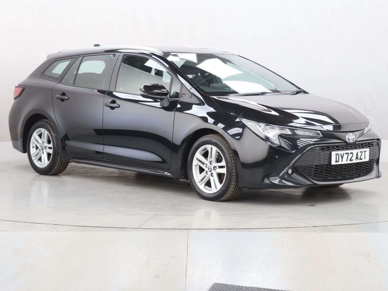 A 2022 TOYOTA COROLLA 2.0 VVT-h GPF Icon Tech Touring Sports 5dr Petrol Hybrid CVT Euro 6 (s/s) ( A 2022 TOYOTA COROLLA 2.0 VVT-h GPF Icon Tech Touring Sports 5dr Petrol Hybrid CVT Euro 6 (s/s) (